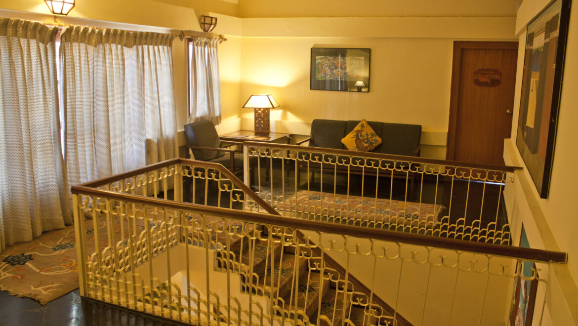top lobby